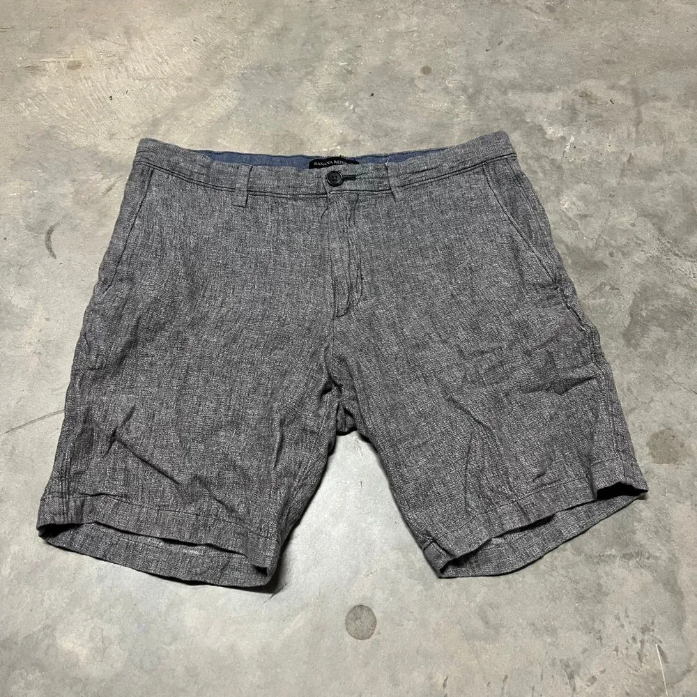 Banana Republic Aiden Shorts Mens 32 Grey Linen Cotton Blend Slim Fit 261430-00